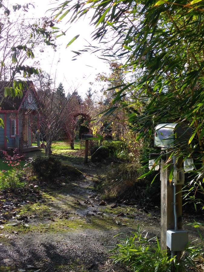 The Village Green Cottage Grove Dış mekan fotoğraf